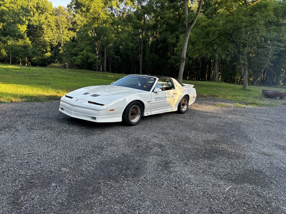 1989 Pontiac Firebird Trans Am 3rd Gen - Image 18 of 31