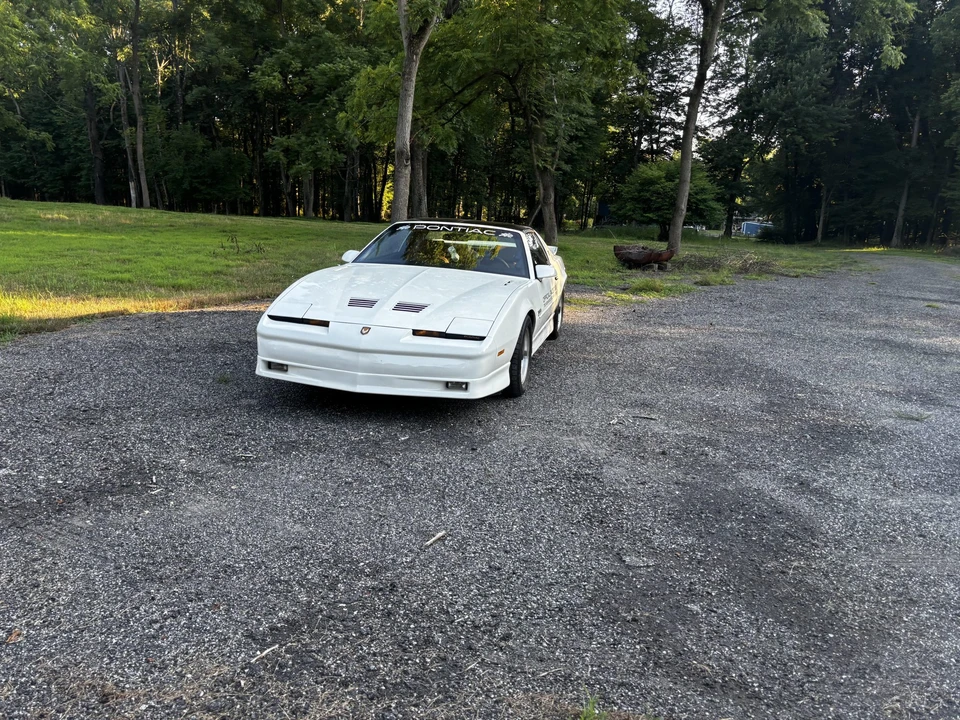 1989 Pontiac Firebird Trans Am 3rd Gen - Image 14 of 31