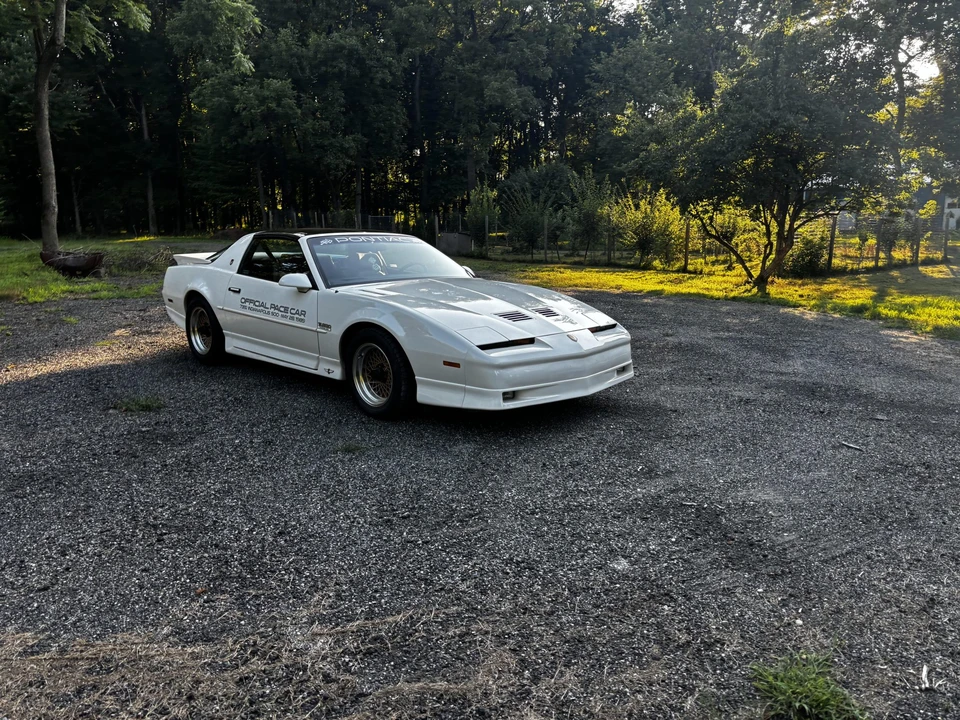 1989 Pontiac Firebird Trans Am 3rd Gen - Image 3 of 31