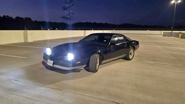 1989 Pontiac Firebird Trans Am Coupe 2D