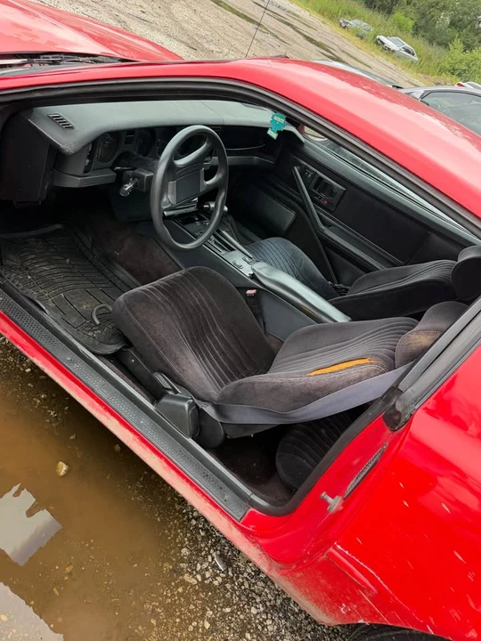 1989 Pontiac Firebird Trans Am 3rd Gen - Image 10 of 12