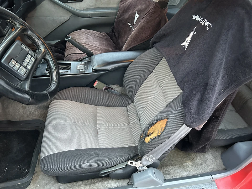 1989 Pontiac Firebird Trans Am 3rd Gen - Image 15 of 31