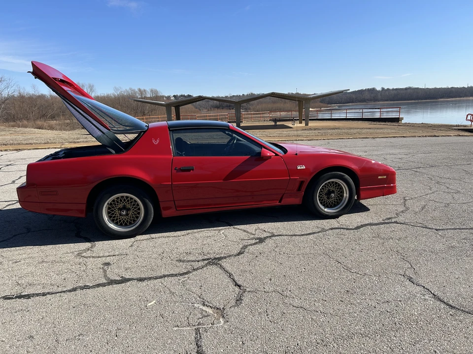 1989 Pontiac Firebird Trans Am 3rd Gen - Image 10 of 31