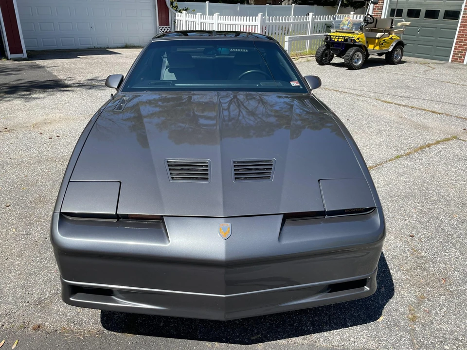 1989 Pontiac Firebird Trans Am 3rd Gen - Image 11 of 31