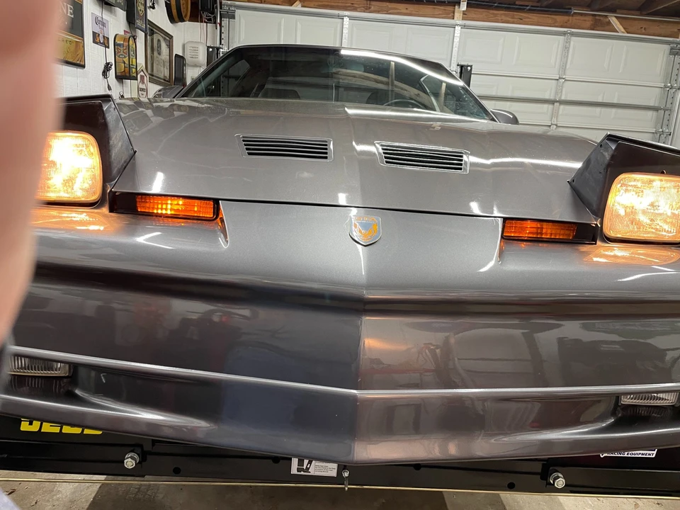 1989 Pontiac Firebird Trans Am 3rd Gen - Image 20 of 31
