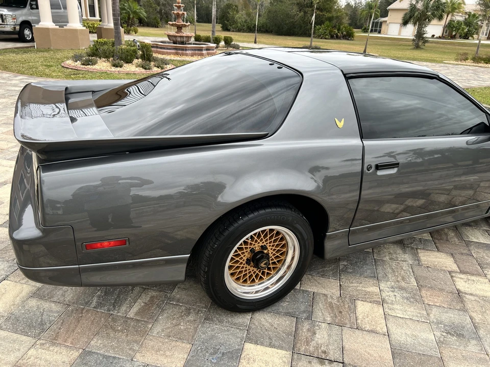 1989 Pontiac Firebird Trans Am 3rd Gen - Image 12 of 31