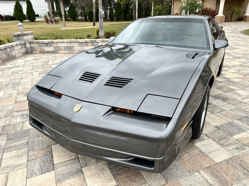 1989 Pontiac Firebird Trans Am 3rd Gen - Image 2 of 31