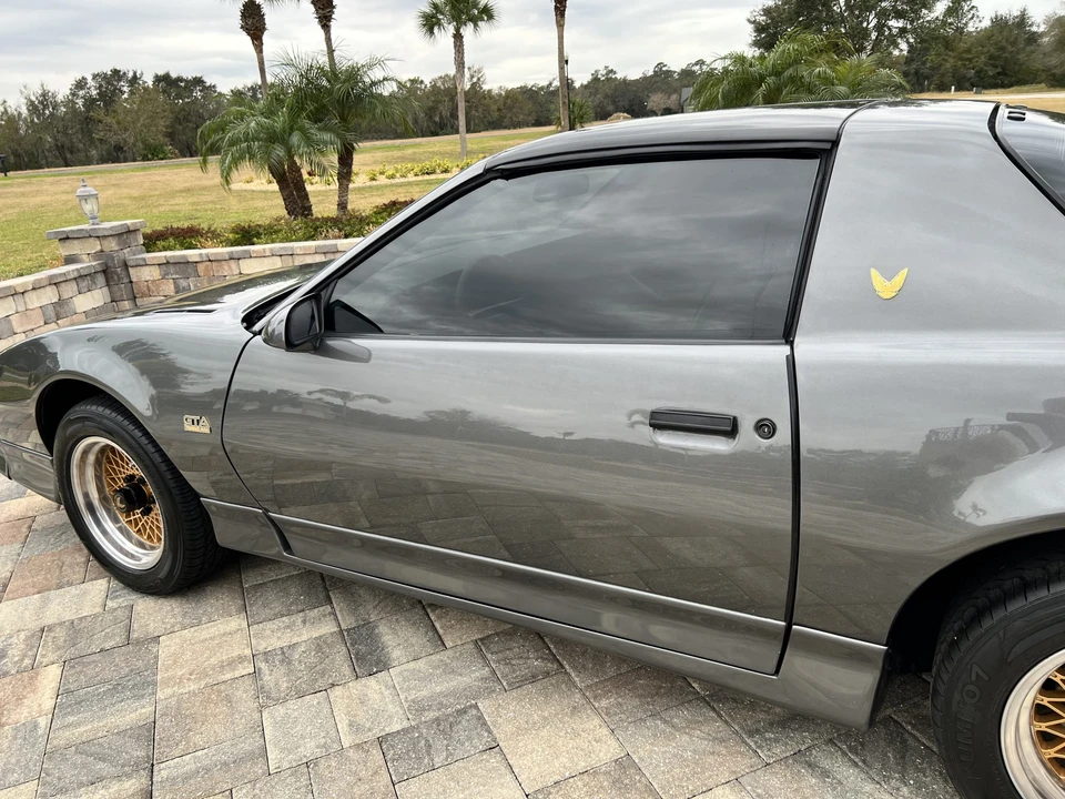 1989 Pontiac Firebird Trans Am 3rd Gen - Image 10 of 31