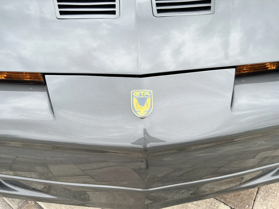 1989 Pontiac Firebird Trans Am 3rd Gen - Image 18 of 31