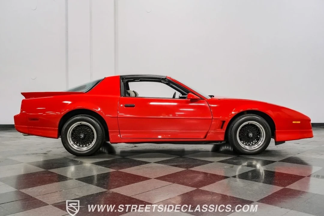 1989 Pontiac Firebird Trans Am 3rd Gen - Image 14 of 21