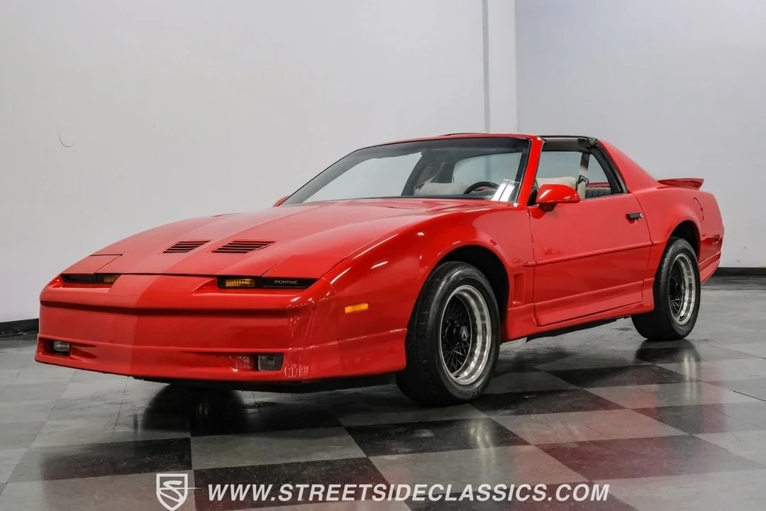 1989 Pontiac Firebird Trans Am 3rd Gen - Image 19 of 21