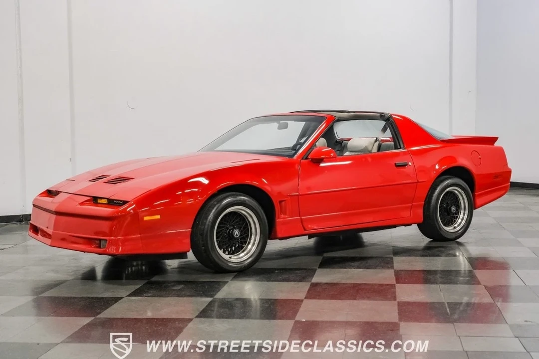 1989 Pontiac Firebird Trans Am 3rd Gen - Image 6 of 12