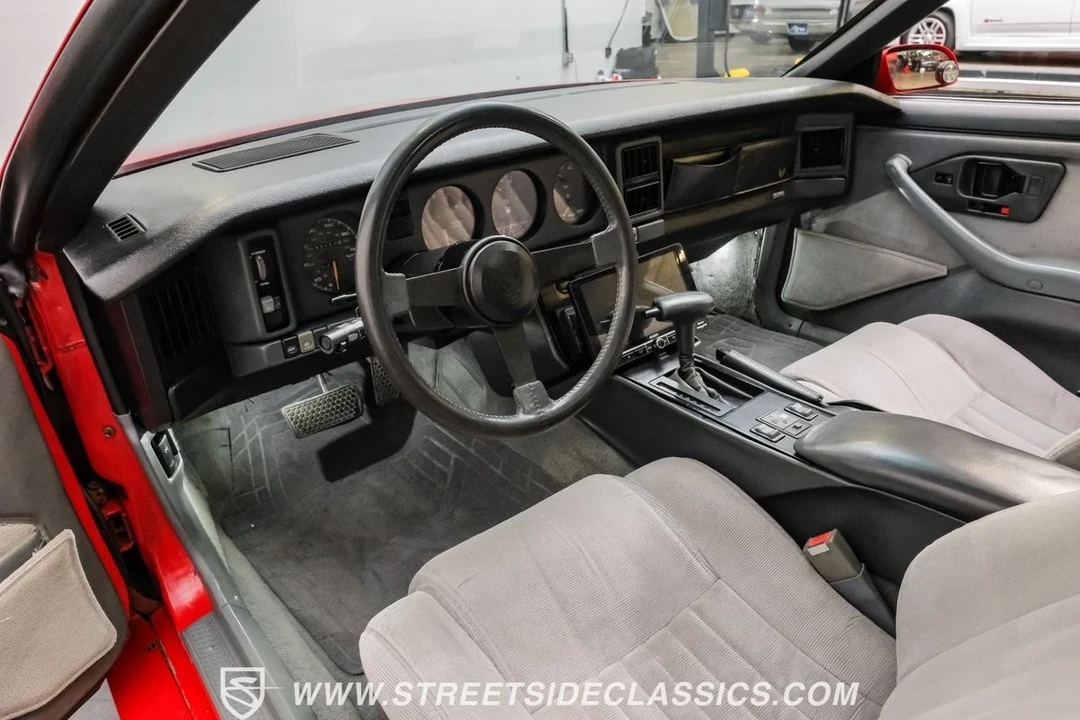 1989 Pontiac Firebird Trans Am 3rd Gen - Image 5 of 12