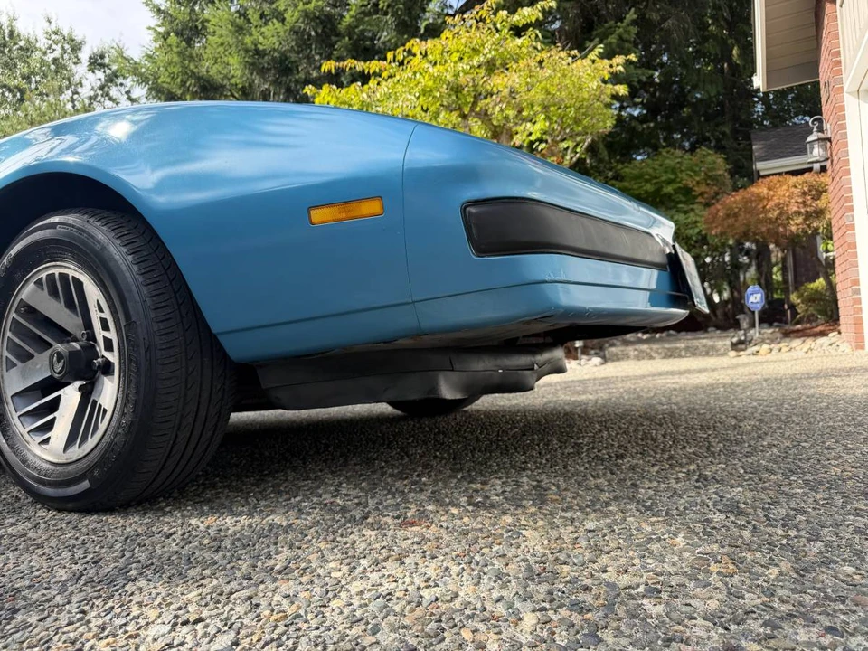 1989 Pontiac Firebird 3rd Gen - Image 6 of 17