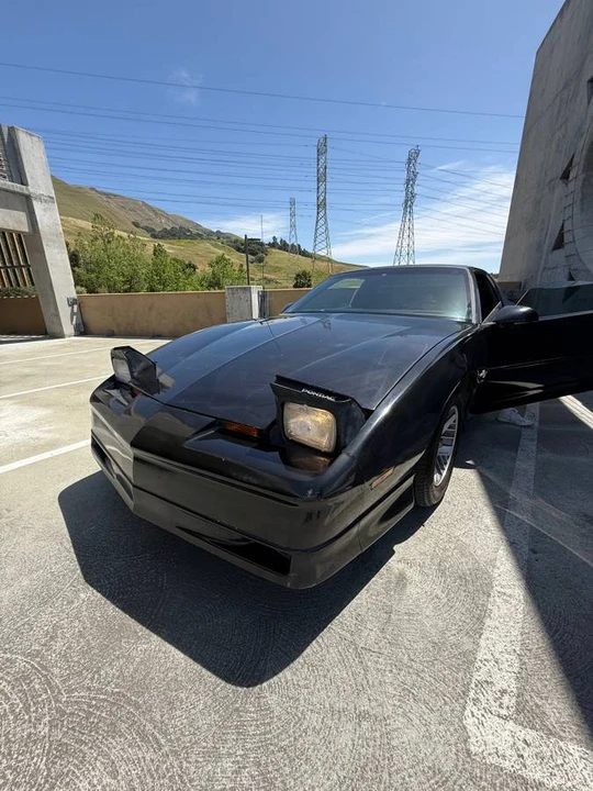 1989 Pontiac Firebird 3rd Gen - Image 9 of 22