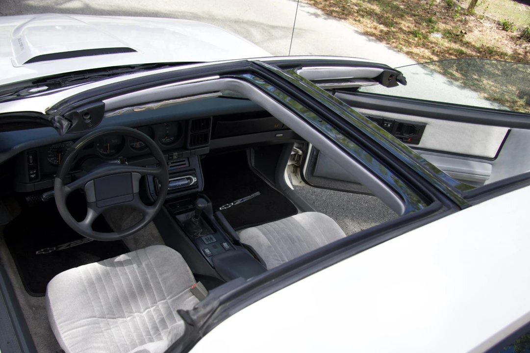 1989 Pontiac Firebird 3rd Gen - Image 21 of 21