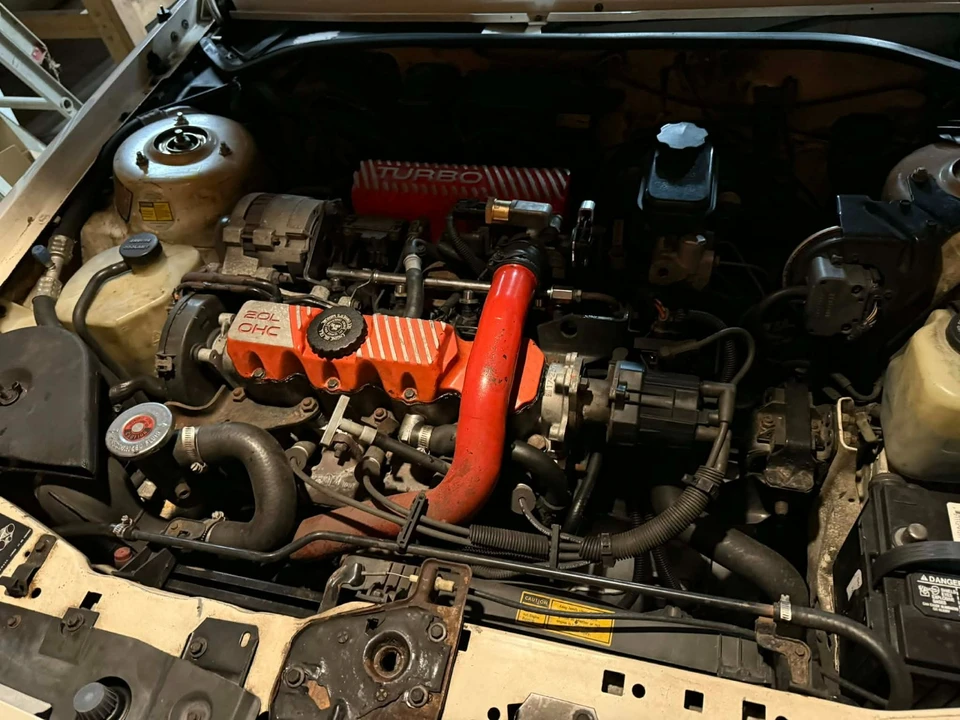 1989 Pontiac Sunbird - Image 10 of 21