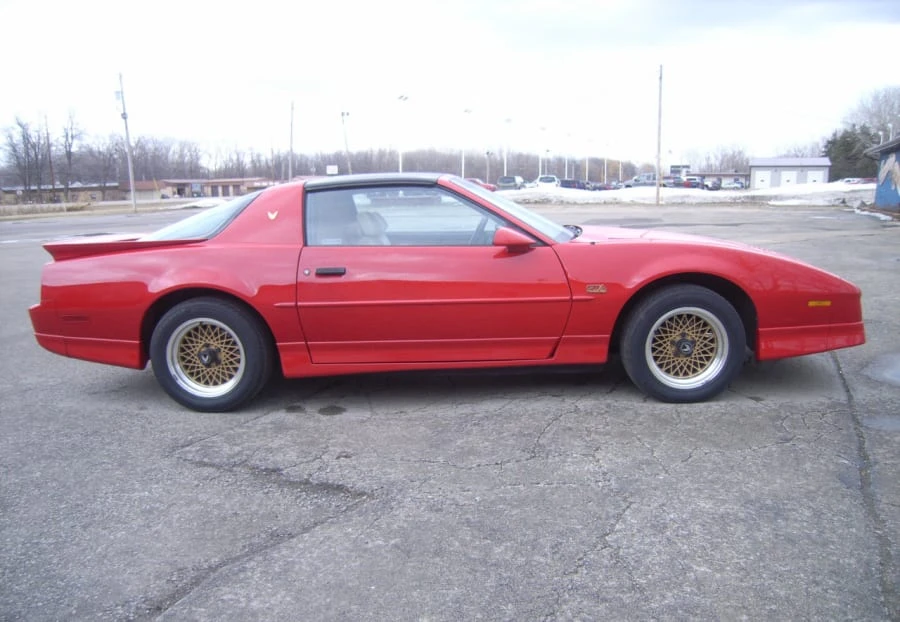 1989 Pontiac Firebird Trans Am 3rd Gen - Image 2 of 8