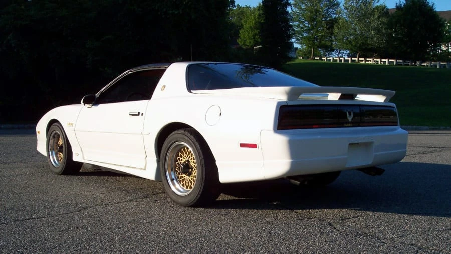 1989 Pontiac Firebird Trans Am 3rd Gen - Image 3 of 9