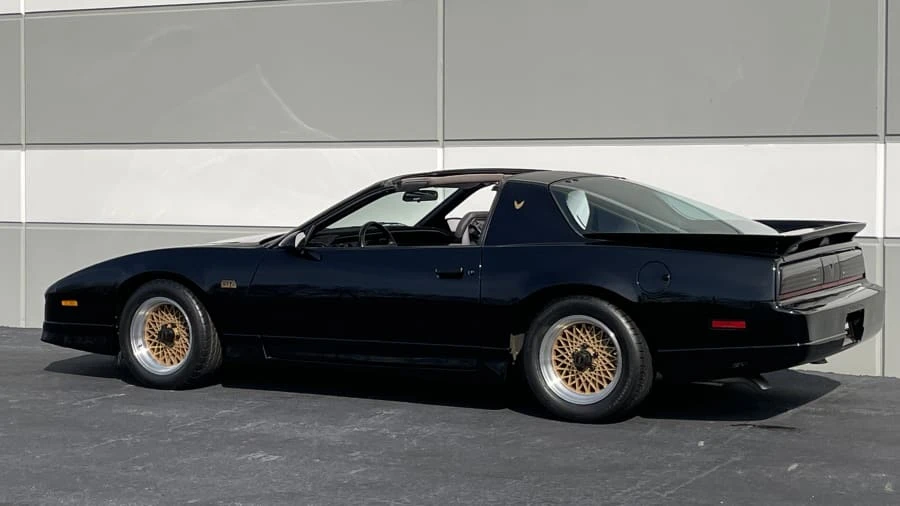 1989 Pontiac Firebird Trans Am 3rd Gen - Image 3 of 17