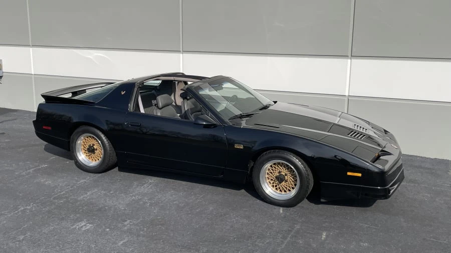 1989 Pontiac Firebird Trans Am 3rd Gen - Image 17 of 17