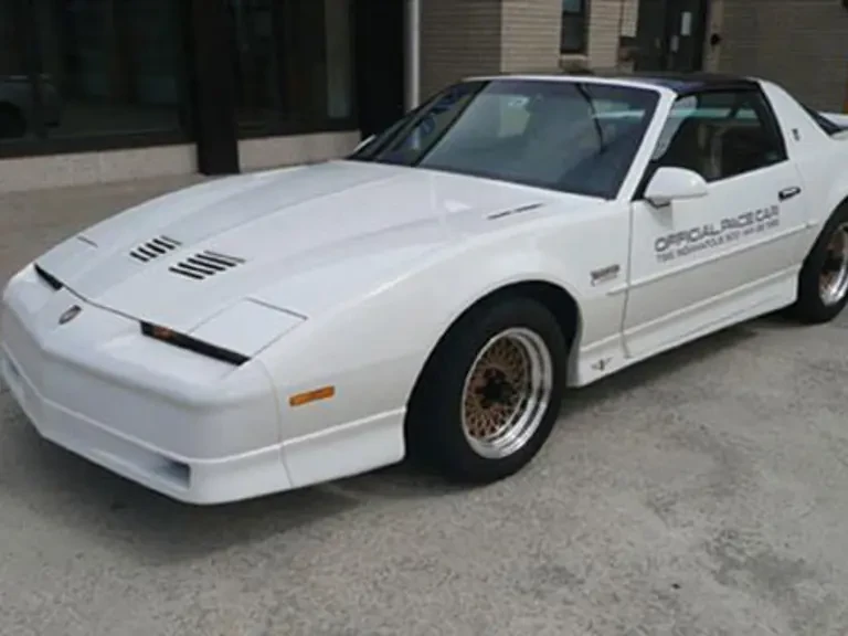 1989 Pontiac Firebird Trans Am 3rd Gen - Image 2 of 2