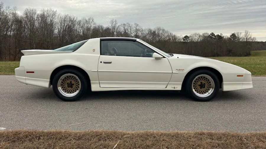 1989 Pontiac Firebird Trans Am 3rd Gen - Image 8 of 28