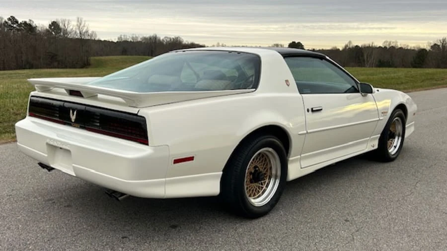 1989 Pontiac Firebird Trans Am 3rd Gen - Image 3 of 28
