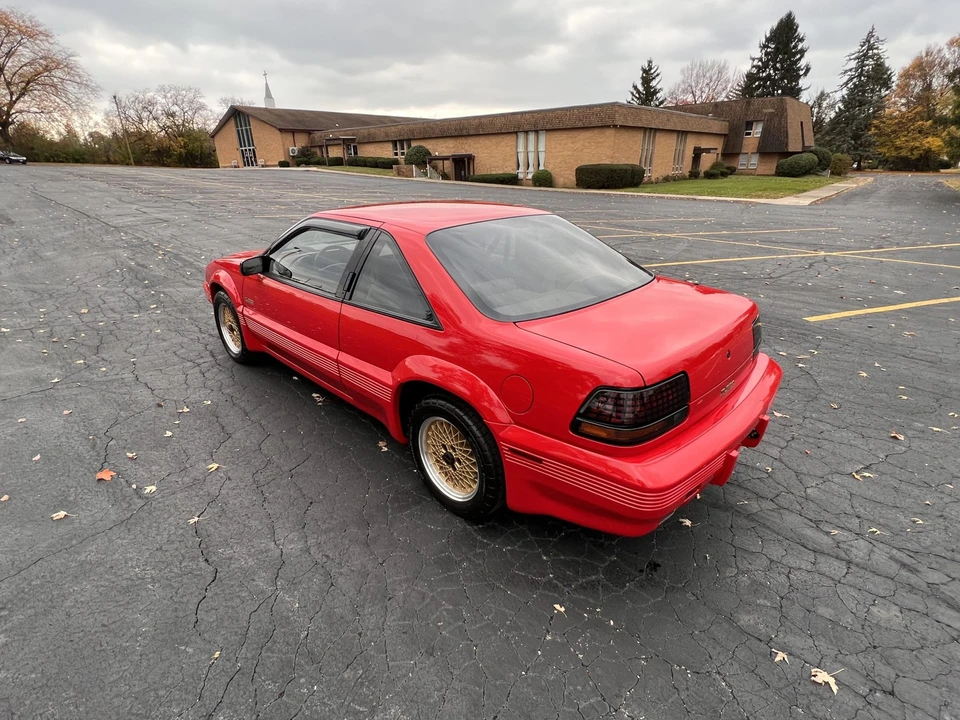 1989 Pontiac Grand Prix 3rd+ Gen - Image 20 of 31