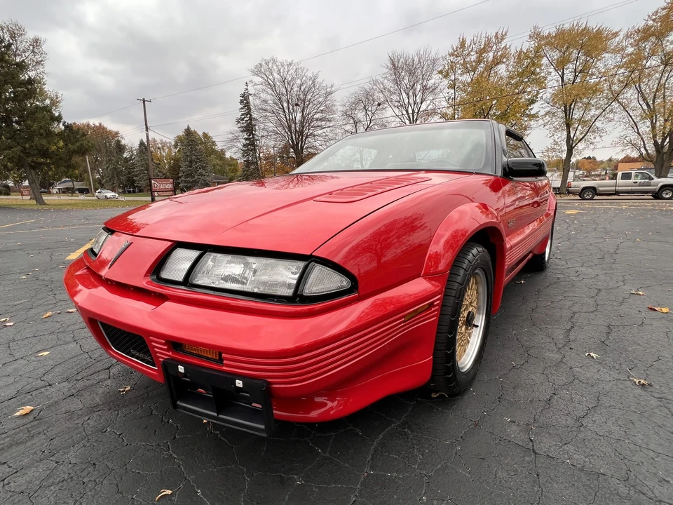 1989 Pontiac Grand Prix 3rd+ Gen - Image 6 of 31