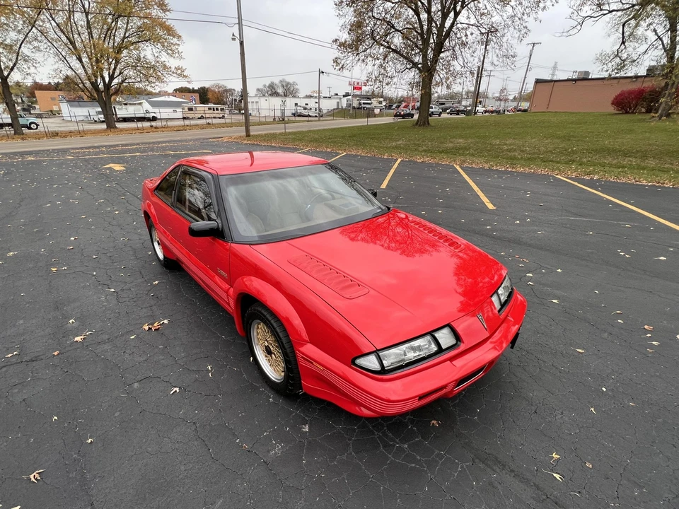 1989 Pontiac Grand Prix 3rd+ Gen - Image 12 of 31