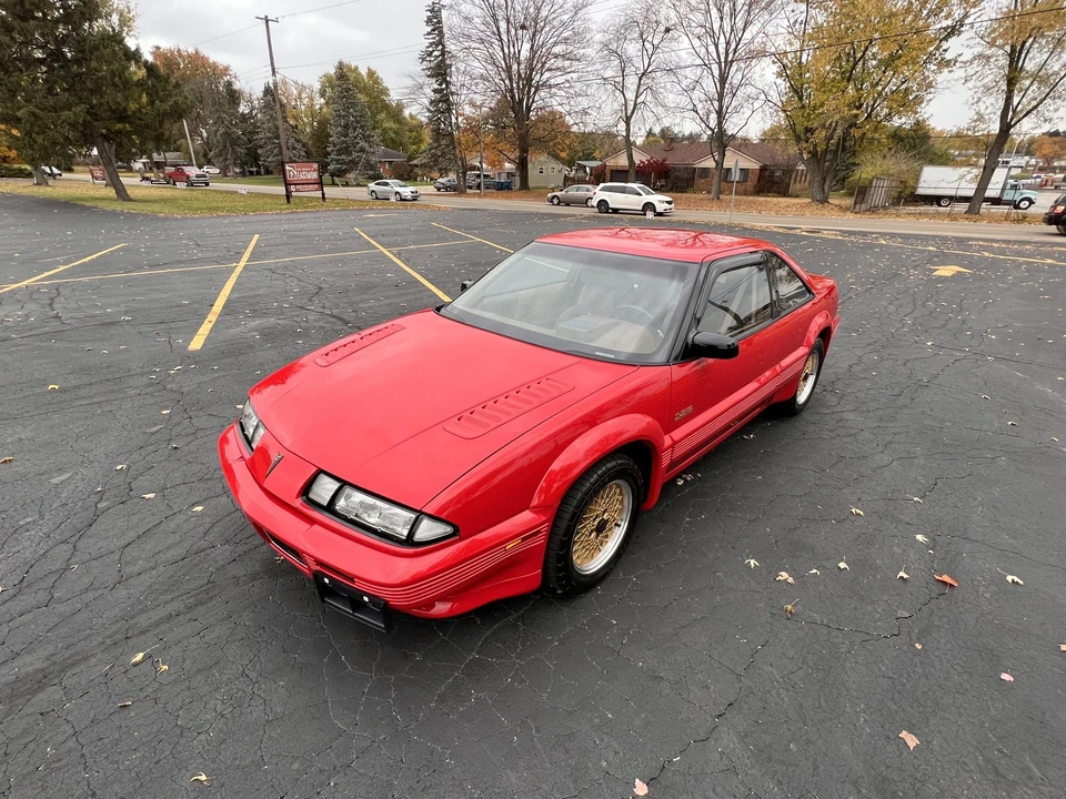 1989 Pontiac Grand Prix 3rd+ Gen - Image 3 of 31