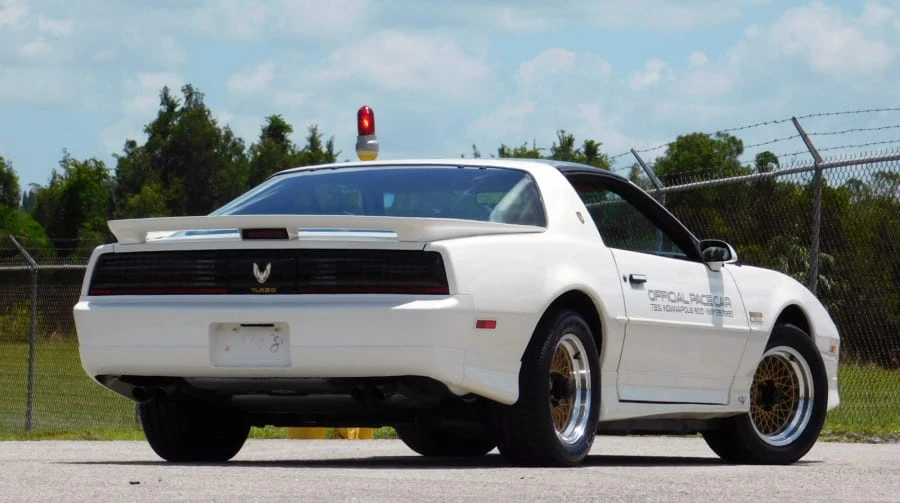1989 Pontiac Firebird Trans Am 3rd Gen - Image 3 of 8