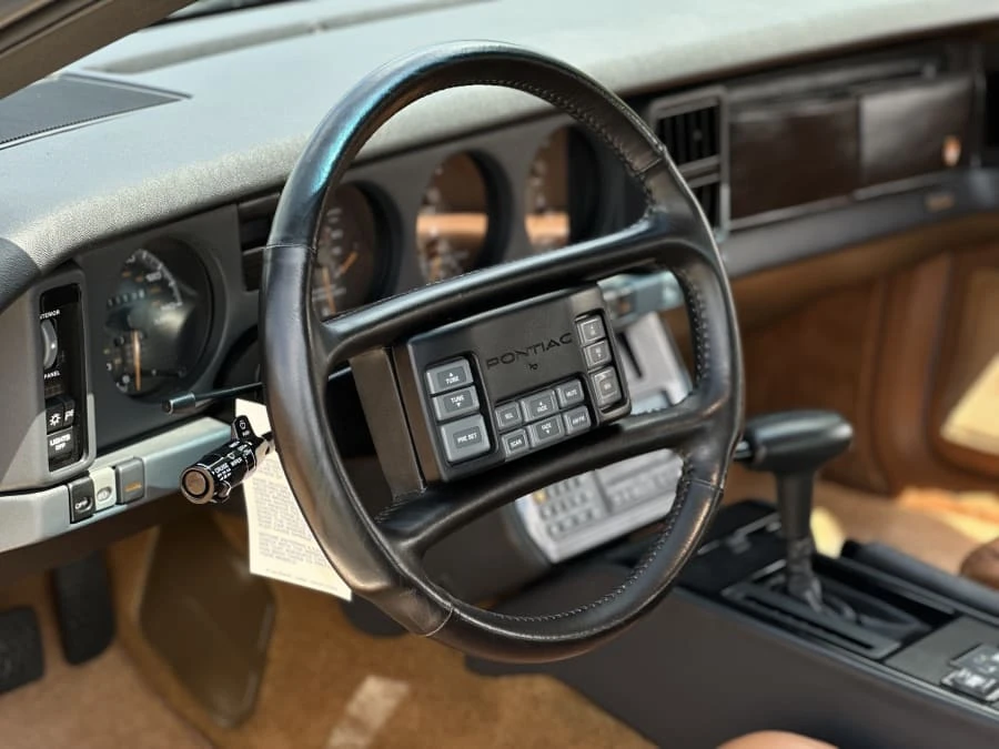 1989 Pontiac Firebird Trans Am 3rd Gen - Image 7 of 16