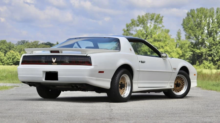 1989 Pontiac Firebird Trans Am 3rd Gen - Image 3 of 16