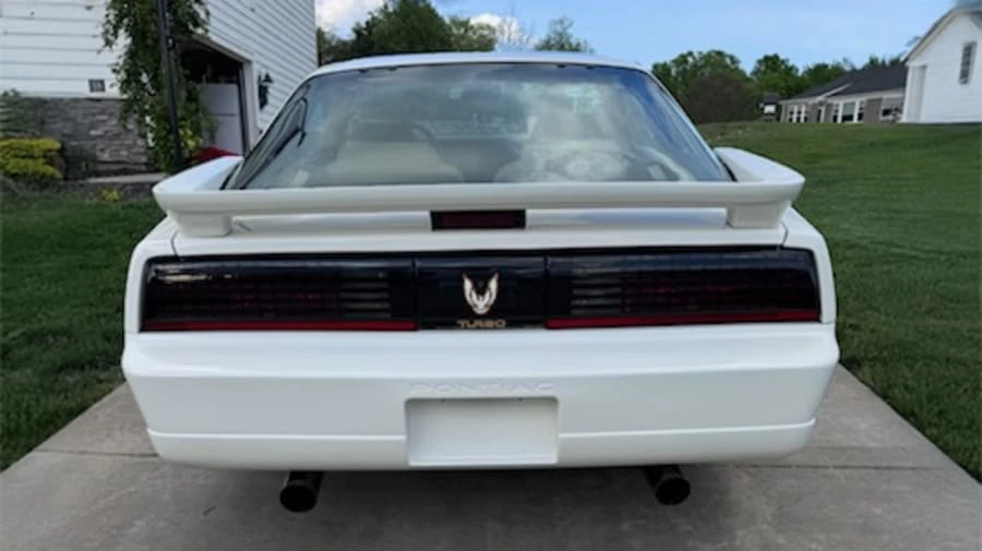 1989 Pontiac Firebird Trans Am 3rd Gen - Image 3 of 31