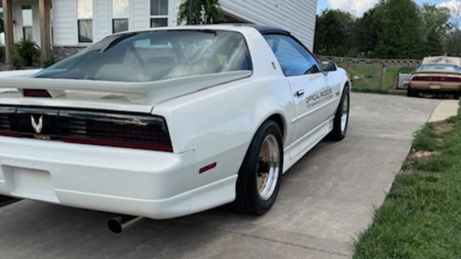 1989 Pontiac Firebird Trans Am 3rd Gen - Image 7 of 31