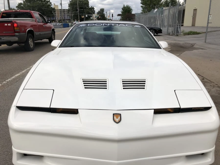 1989 Pontiac Firebird Trans Am 3rd Gen - Image 7 of 11