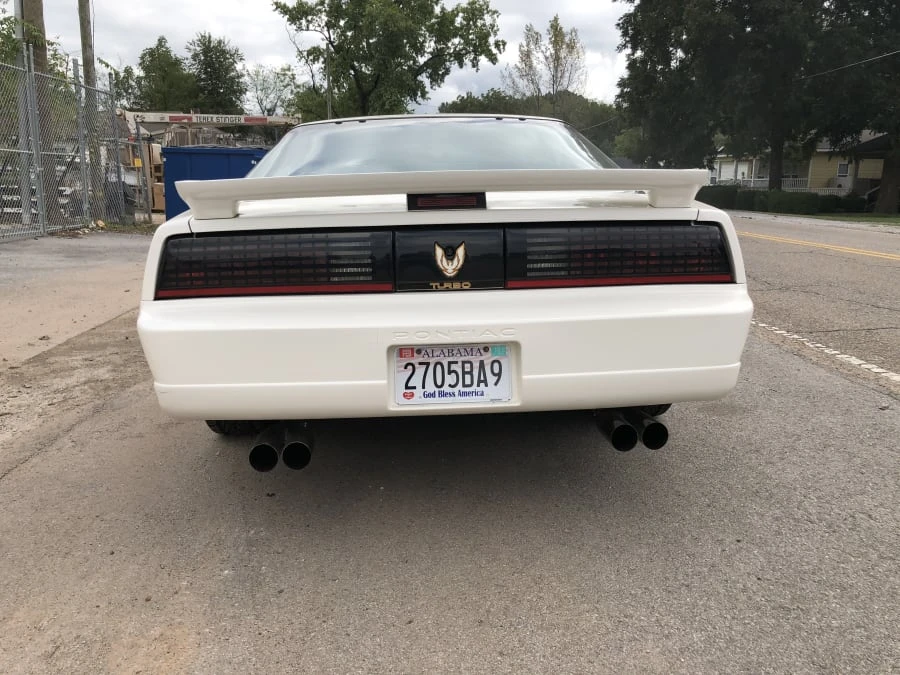 1989 Pontiac Firebird Trans Am 3rd Gen - Image 8 of 11