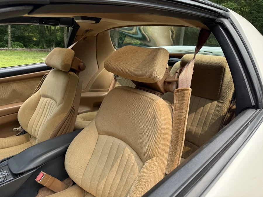 1989 Pontiac Firebird Trans Am 3rd Gen - Image 16 of 20