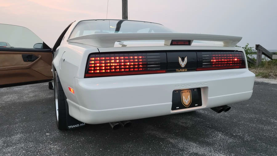 1989 Pontiac Firebird Trans Am 3rd Gen - Image 7 of 20