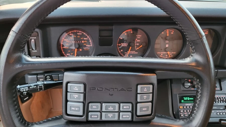 1989 Pontiac Firebird Trans Am 3rd Gen - Image 10 of 20