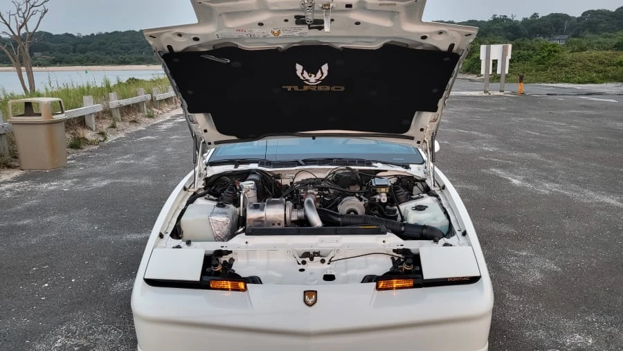 1989 Pontiac Firebird Trans Am 3rd Gen - Image 17 of 20