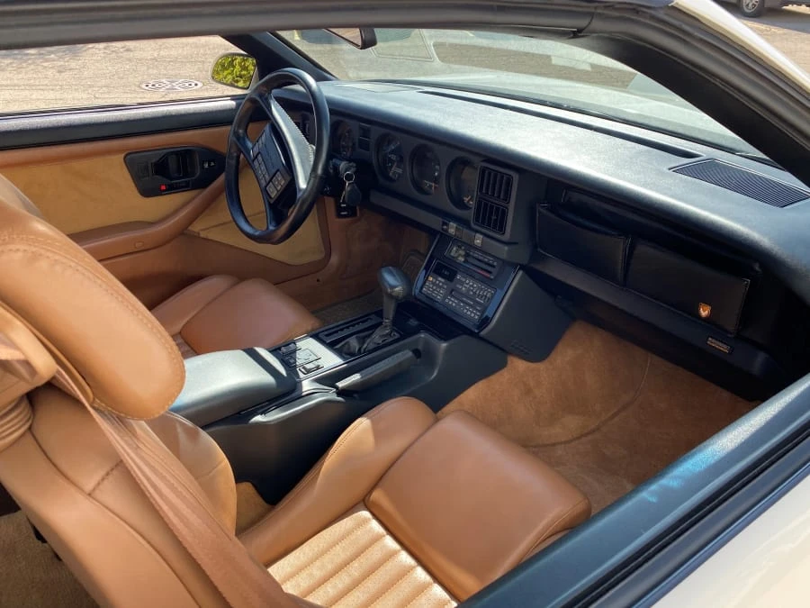 1989 Pontiac Firebird Trans Am 3rd Gen - Image 2 of 12