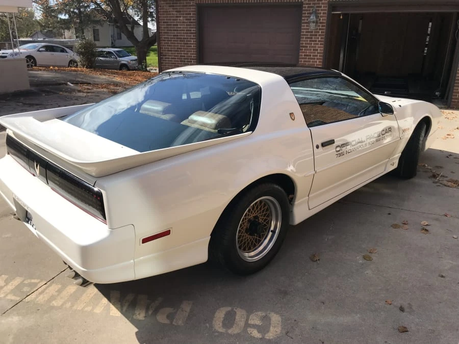 1989 Pontiac Firebird Trans Am 3rd Gen - Image 8 of 8