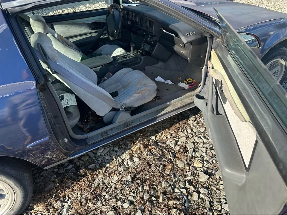 1989 Pontiac Firebird 3rd Gen - Image 7 of 10