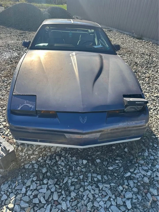 1989 Pontiac Firebird 3rd Gen - Image 3 of 10