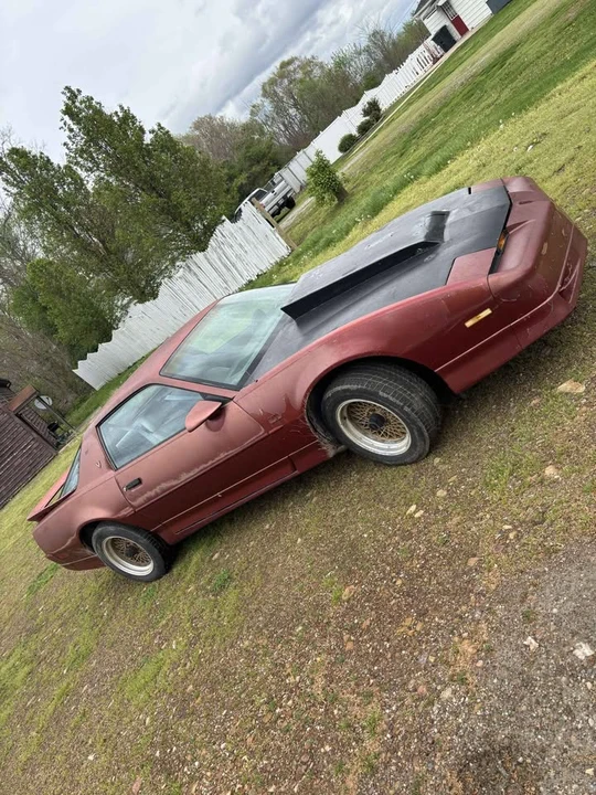 1989 Pontiac Firebird Trans Am 3rd Gen - Image 4 of 5