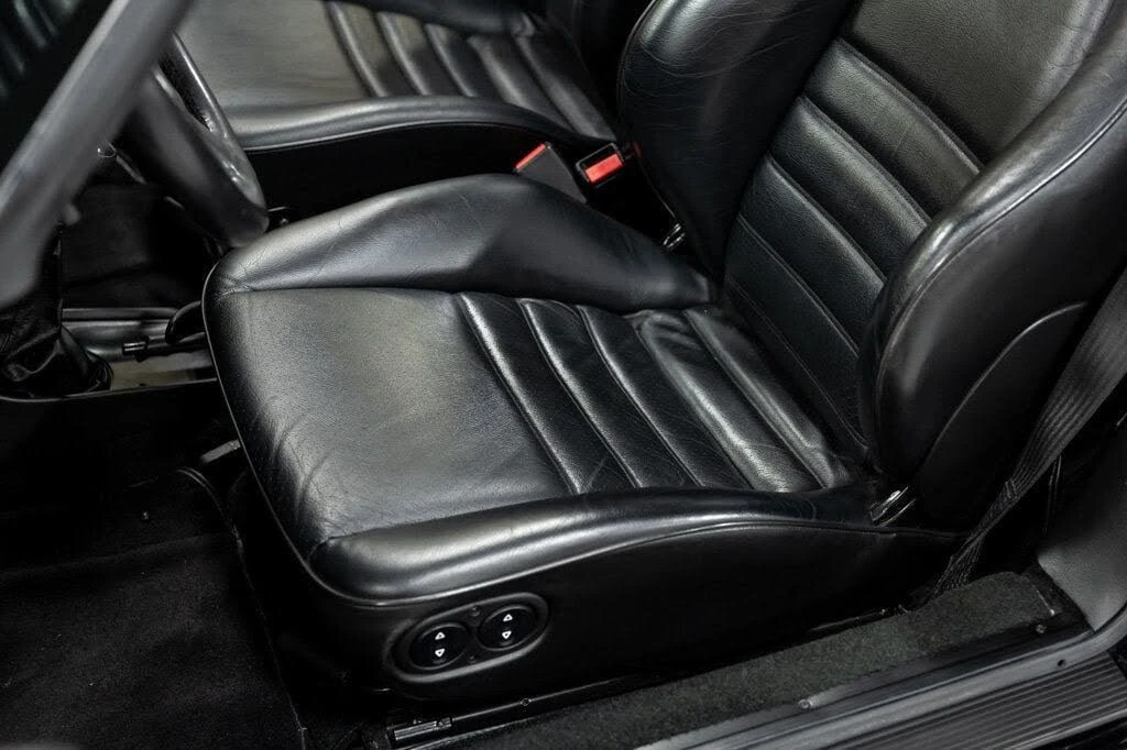 1989 Porsche 911 Carrera 3.2 - Image 19 of 31