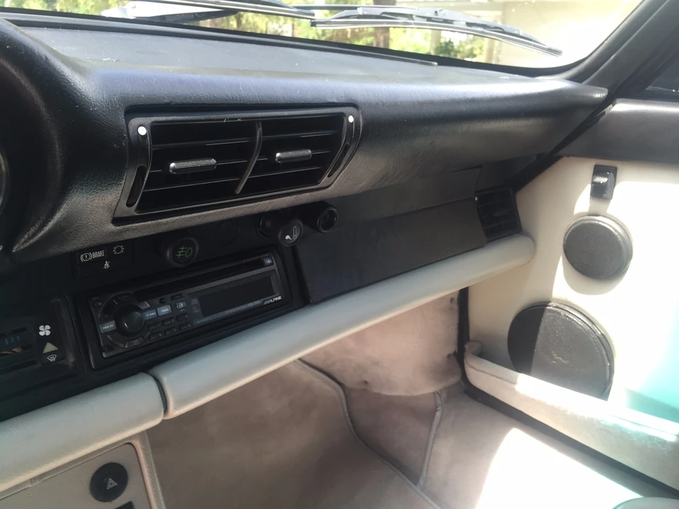 1989 Porsche 911 Carrera 3.2 - Image 24 of 31